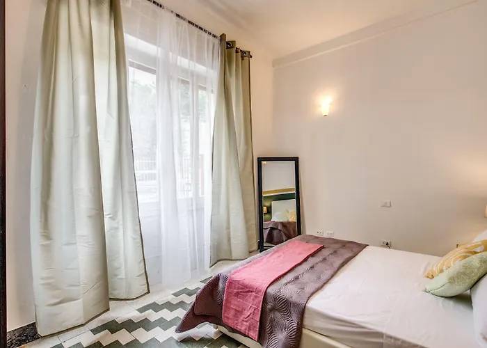 Aweshomeitaly - Cinque Terre Sea Sensations *