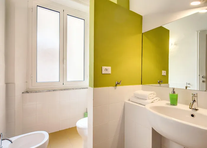 Aweshomeitaly - Cinque Terre Sea Sensations *